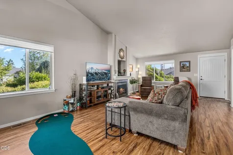3633 SW 29th Street Redmond OR 97756