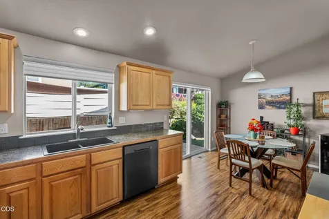 3633 SW 29th Street Redmond OR 97756