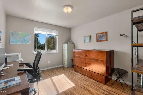 3633 SW 29th Street Redmond OR 97756