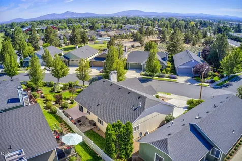 3633 SW 29th Street Redmond OR 97756