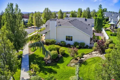 3633 SW 29th Street Redmond OR 97756