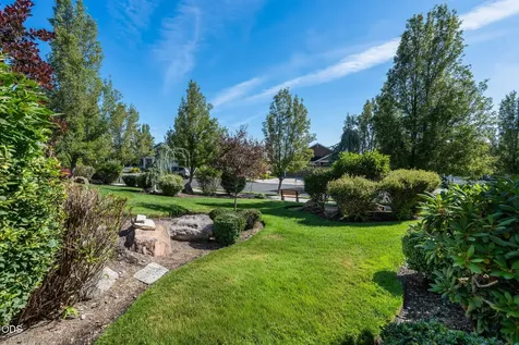 3633 SW 29th Street Redmond OR 97756