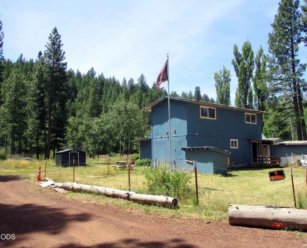 29910 N Street Klamath Falls OR 97601