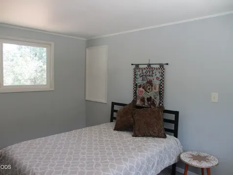 29910 N Street Klamath Falls OR 97601