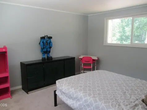 29910 N Street Klamath Falls OR 97601