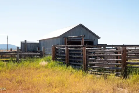 1950 Silver Lake Road Chiloquin OR 97624