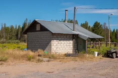 1950 Silver Lake Road Chiloquin OR 97624
