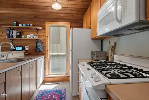 13569 Valerian Black Butte Ranch OR 97759