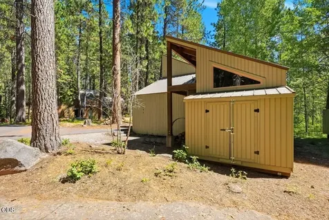13569 Valerian Black Butte Ranch OR 97759