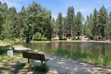 13569 Valerian Black Butte Ranch OR 97759