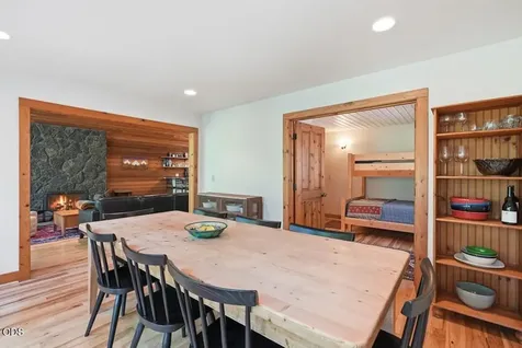 13569 Valerian Black Butte Ranch OR 97759