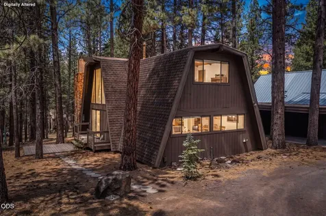 57165 Mink Lane Sunriver OR 97707
