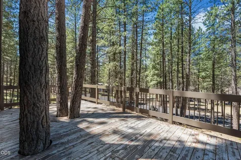 57165 Mink Lane Sunriver OR 97707
