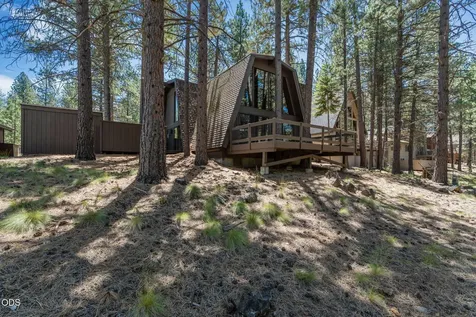57165 Mink Lane Sunriver OR 97707