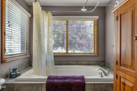919 Scott Drive Grants Pass OR 97527