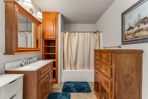 919 Scott Drive Grants Pass OR 97527
