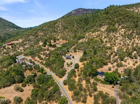 919 Scott Drive Grants Pass OR 97527