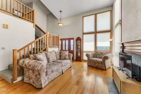 919 Scott Drive Grants Pass OR 97527