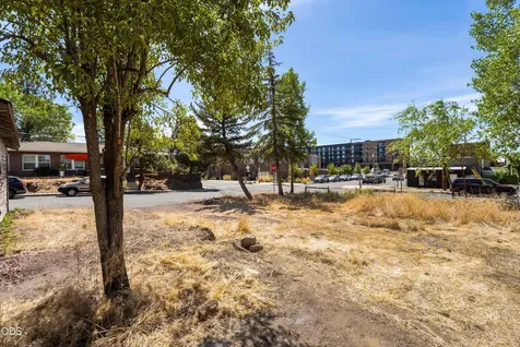 NW Lava Road Bend OR 97703