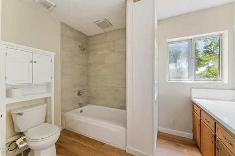 1711 SW J Street Grants Pass OR 97526