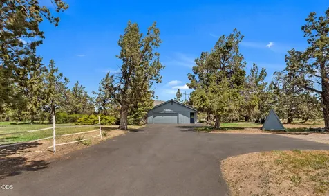 63510 Gentry Loop Bend OR 97701