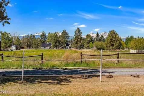 63510 Gentry Loop Bend OR 97701