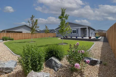 633 Patriot Drive Metolius OR 97741