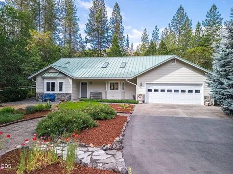 509 Carter Drive Grants Pass OR 97526