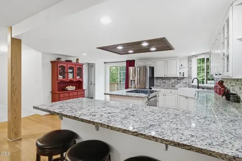 343 High Ridge Terrace Grants Pass OR 97526