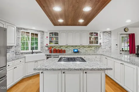 343 High Ridge Terrace Grants Pass OR 97526