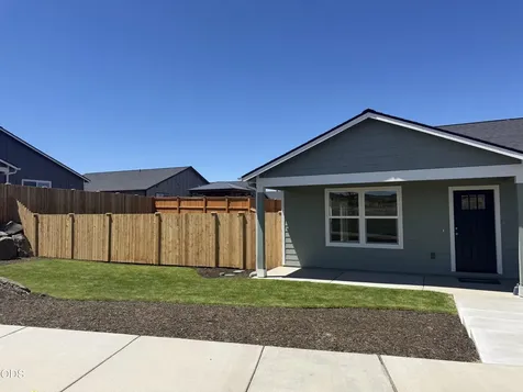 651 NE Mitchell Street Madras OR 97741