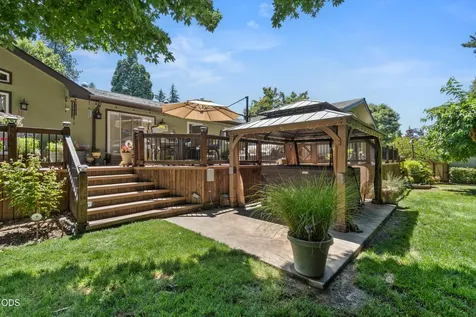 686 Towne Street Grants Pass OR 97527