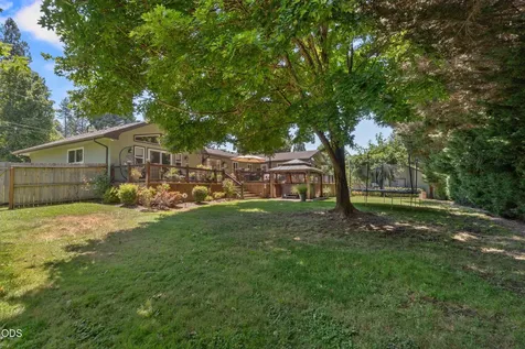 686 Towne Street Grants Pass OR 97527
