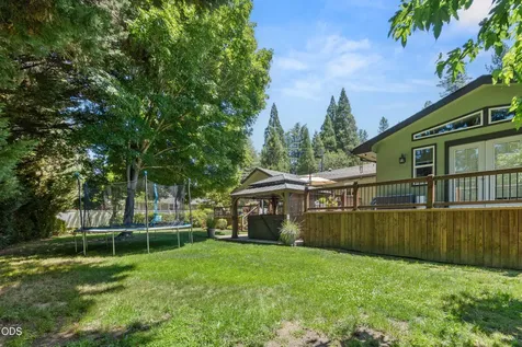 686 Towne Street Grants Pass OR 97527