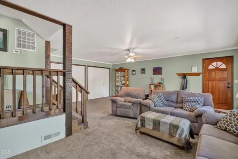 475 Penny Lane Grants Pass OR 97527