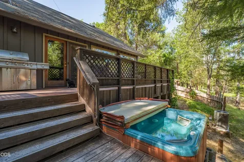 475 Penny Lane Grants Pass OR 97527