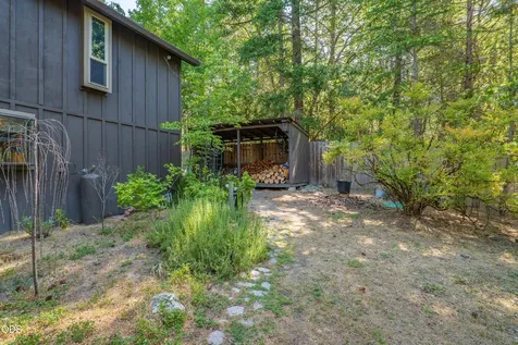 475 Penny Lane Grants Pass OR 97527