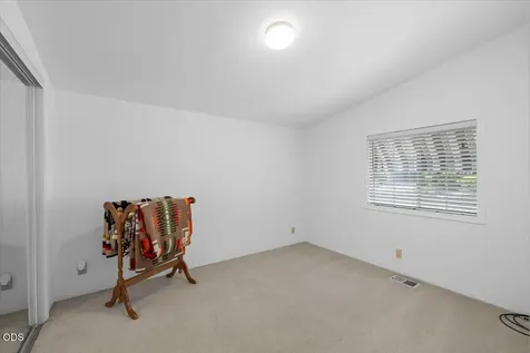 4624 S Pacific Highway Phoenix OR 97535
