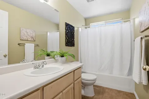 430 W Crystal Drive Eagle Point OR 97524