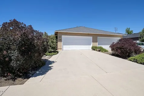 430 W Crystal Drive Eagle Point OR 97524