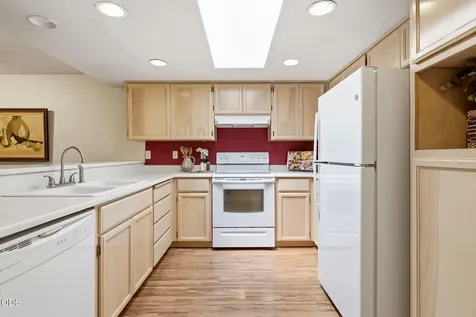 430 W Crystal Drive Eagle Point OR 97524