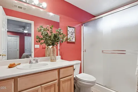 430 W Crystal Drive Eagle Point OR 97524