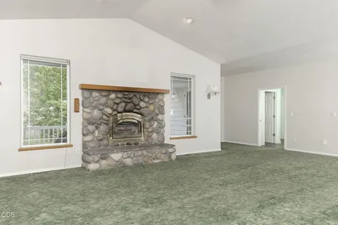 279 Ridgefield Road Grants Pass OR 97527