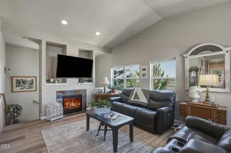 63776 Hunters Circle Bend OR 97701