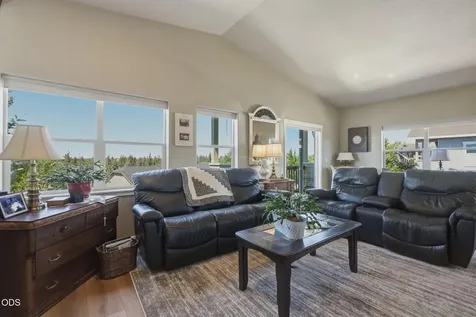 63776 Hunters Circle Bend OR 97701
