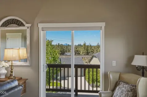 63776 Hunters Circle Bend OR 97701