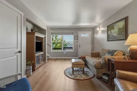 63776 Hunters Circle Bend OR 97701