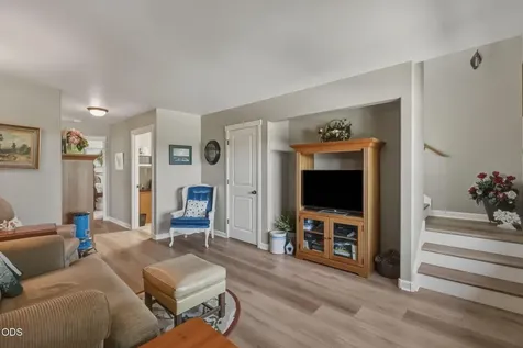 63776 Hunters Circle Bend OR 97701