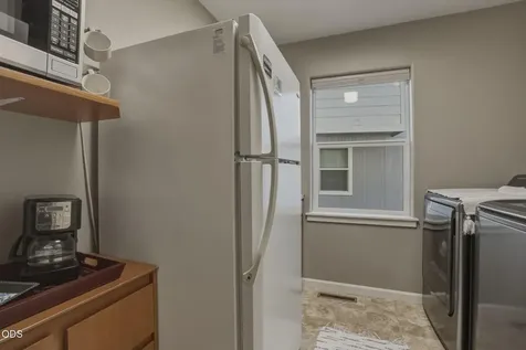 63776 Hunters Circle Bend OR 97701