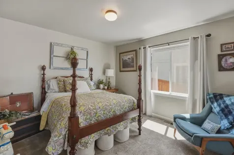 63776 Hunters Circle Bend OR 97701